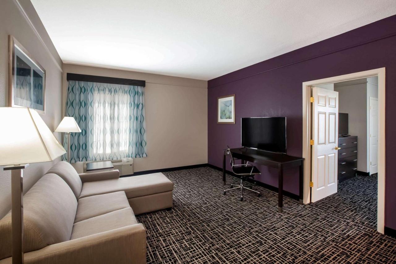 Hotel La Quinta By Wyndham Lubbock North Exterior foto